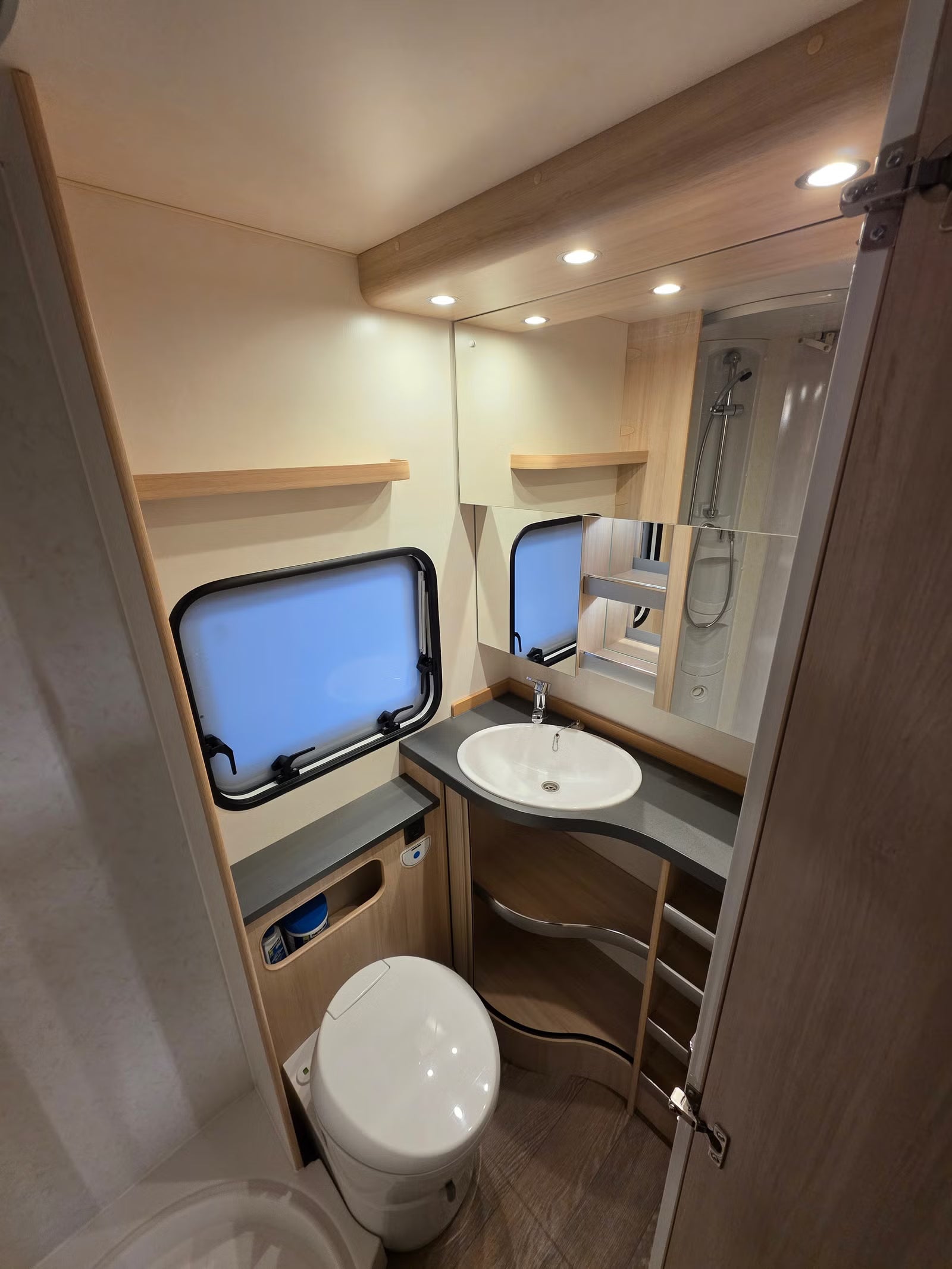 Hobby 545 De Luxe Edition - 6 couchages - 2021