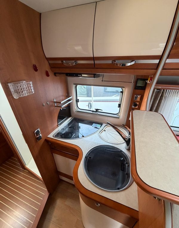Camping car intégré Rapido 9060df ALKO