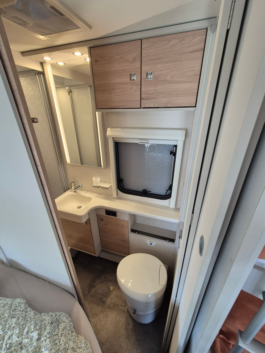 Dethleffs Nomad 730 FKR - 7 couchages - 2022