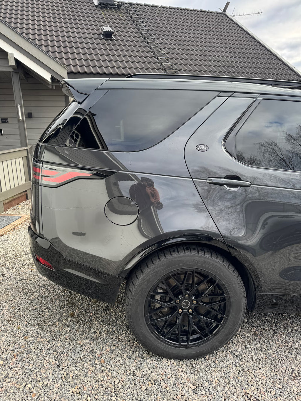 Land Rover Discovery Dynamic HSE 3.0D 300ch – 2024