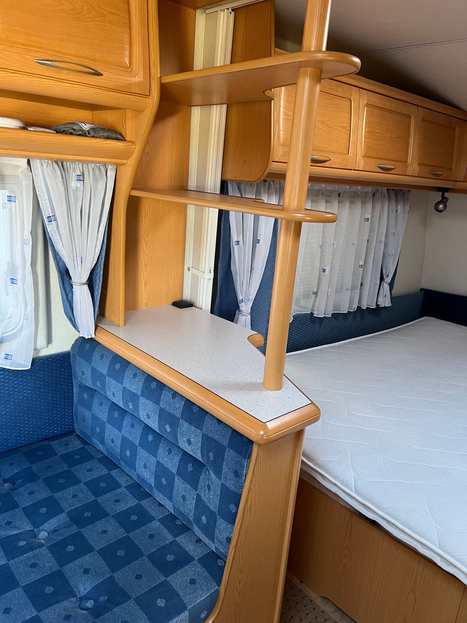 Hobby Prestige - 5 plazas para dormir - 2003