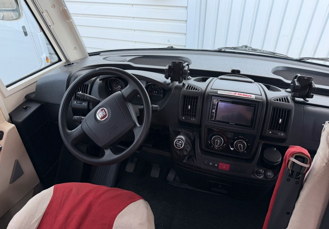 Camping car intégré Rapido 9060df ALKO