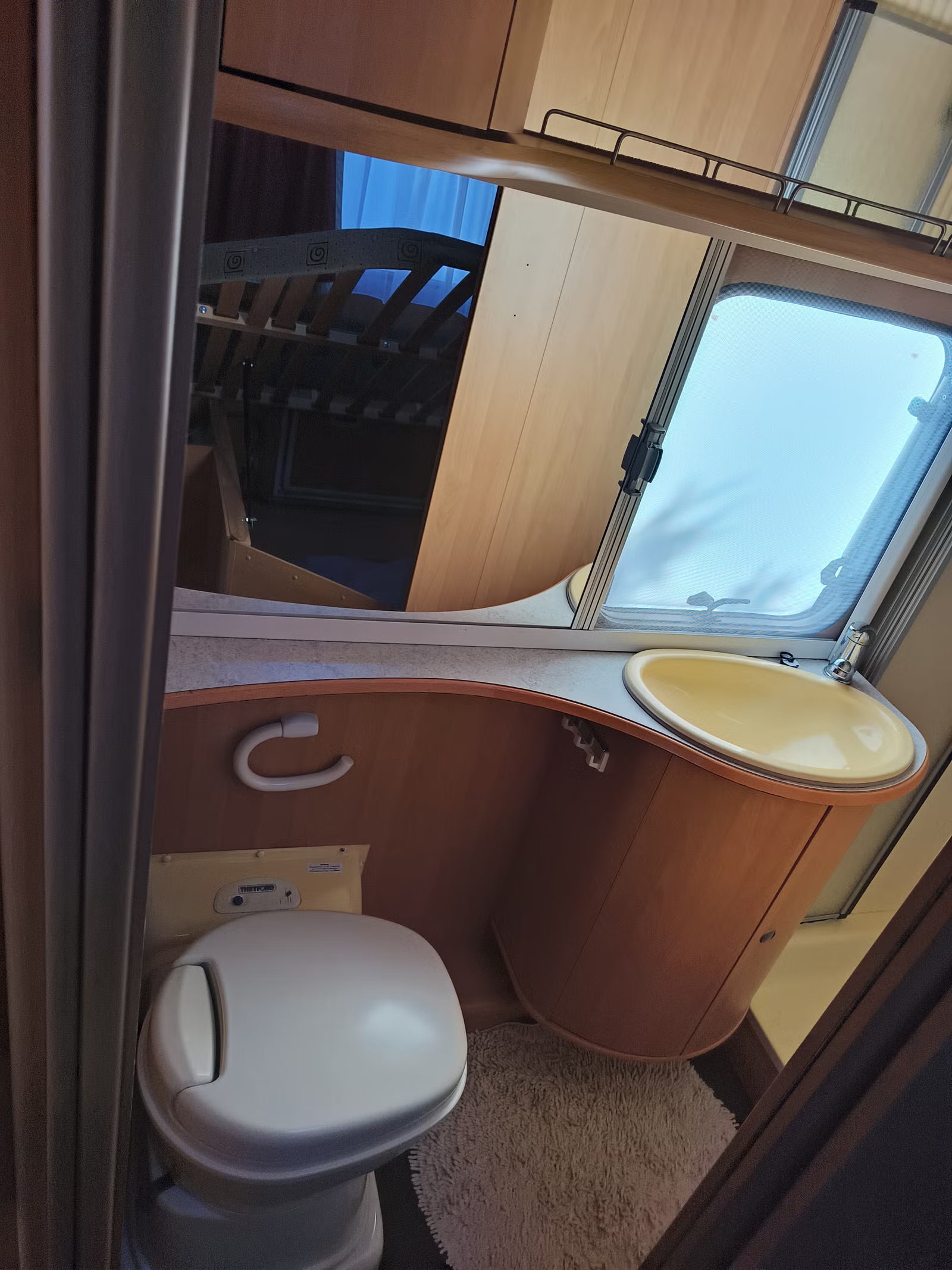 Dethleffs Camper 510 DB - 5 couchages - 2001