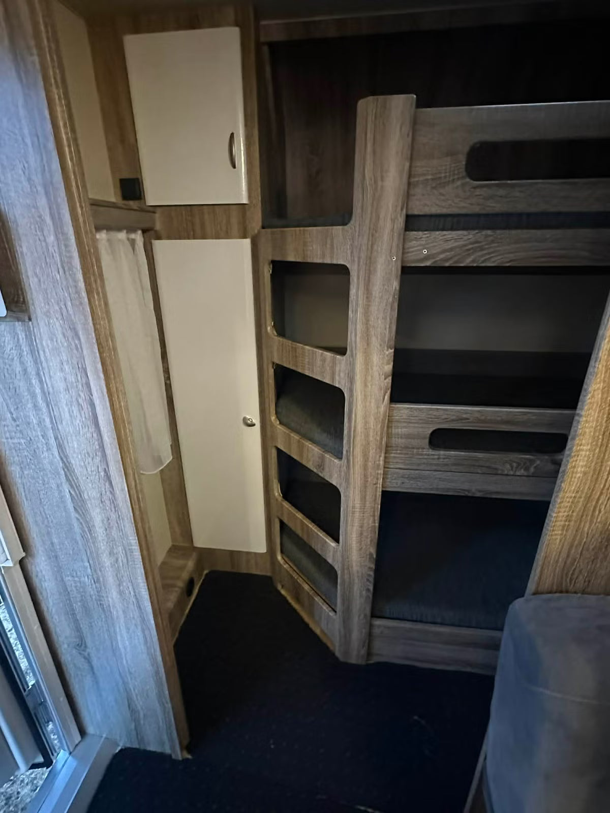 Hobby 560 KMFE - 7 couchages - 2008
