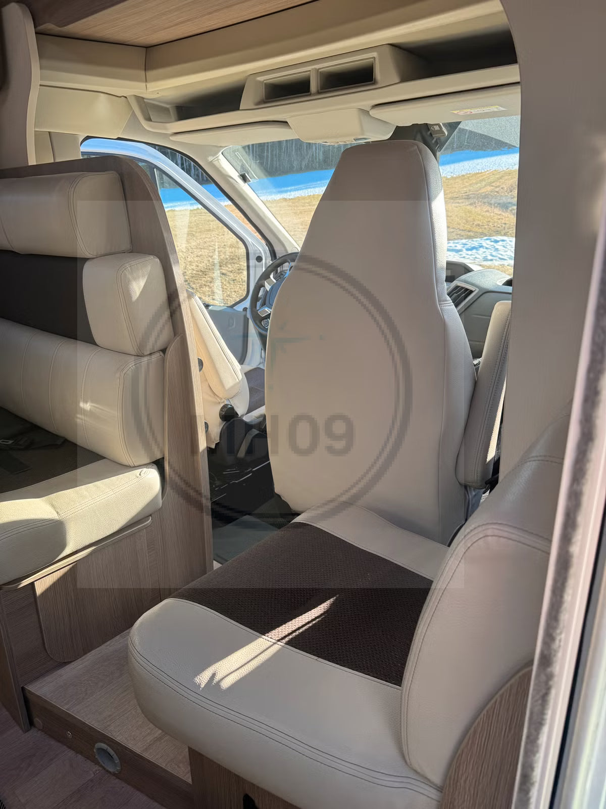 Challenger C394GA Genesis Ford - 6 places - 2016