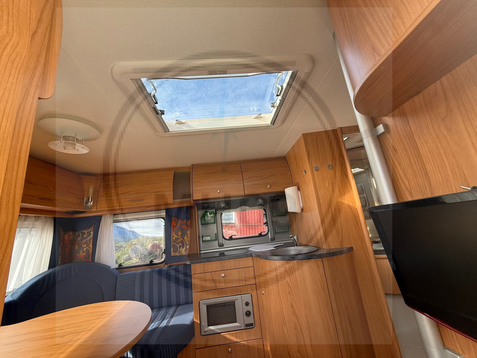 Bürstner Belcanto Nordic 680 TK - 8 couchages - 2006