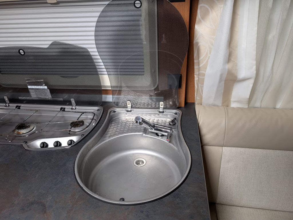 Knaus Südwind Exclusive W08 580 UL - 4 couchages - 2014