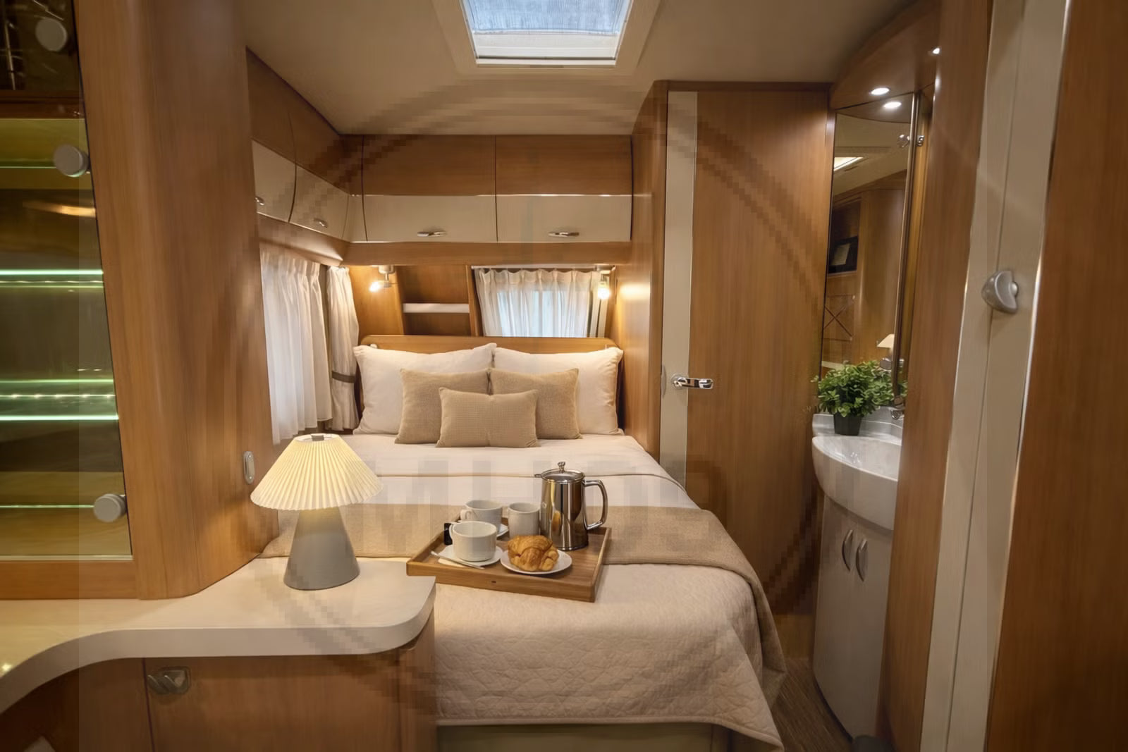 Hobby 540 UFE Excellent - 4 couchages - 2011