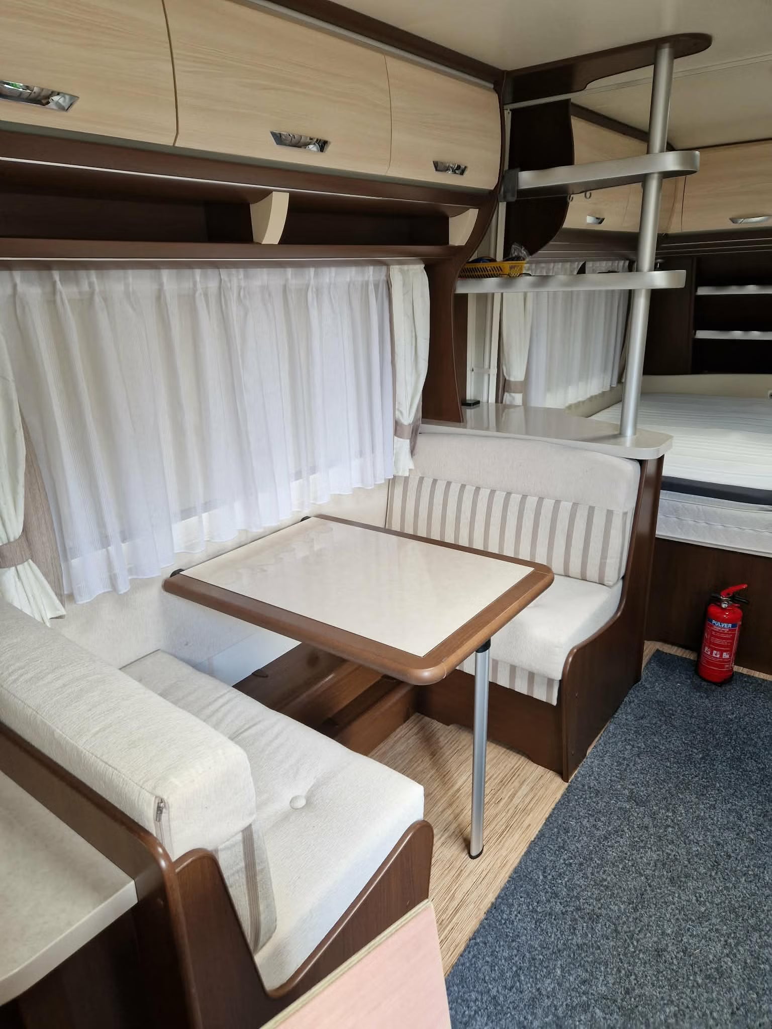 Hobby 650 UMFE - 5 couchages - 2013