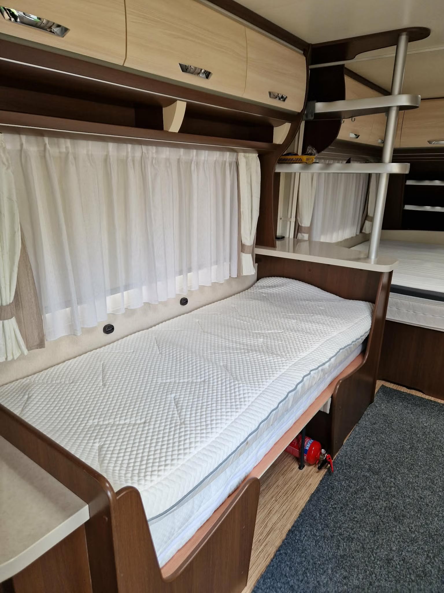 Hobby 650 UMFE - 5 couchages - 2013