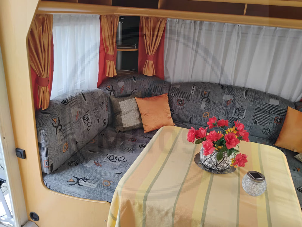 Hobby 560 avec auvent - 4 couchages - 2005