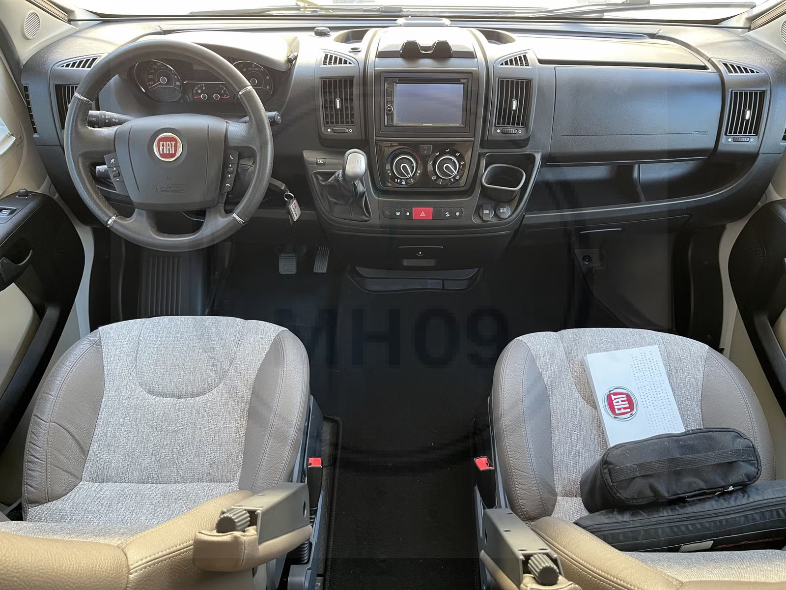 Adria Coral XL A 670 DK - 7 places - 2019