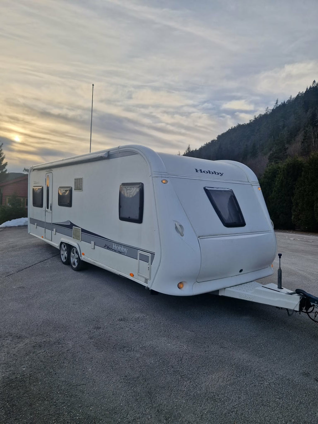 Hobby 650 UMFE - 5 couchages - 2013
