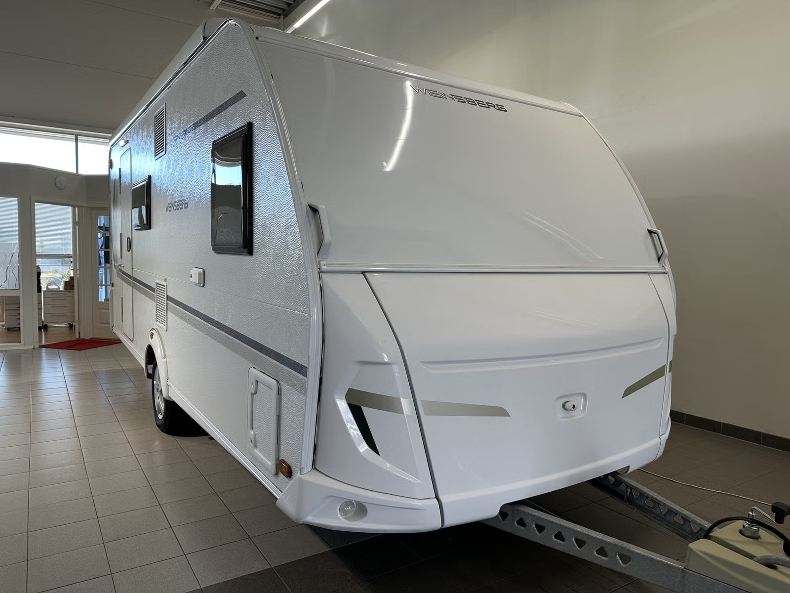 Weinsberg CaraOne 500 FDK - 7 plazas para dormir - 2022