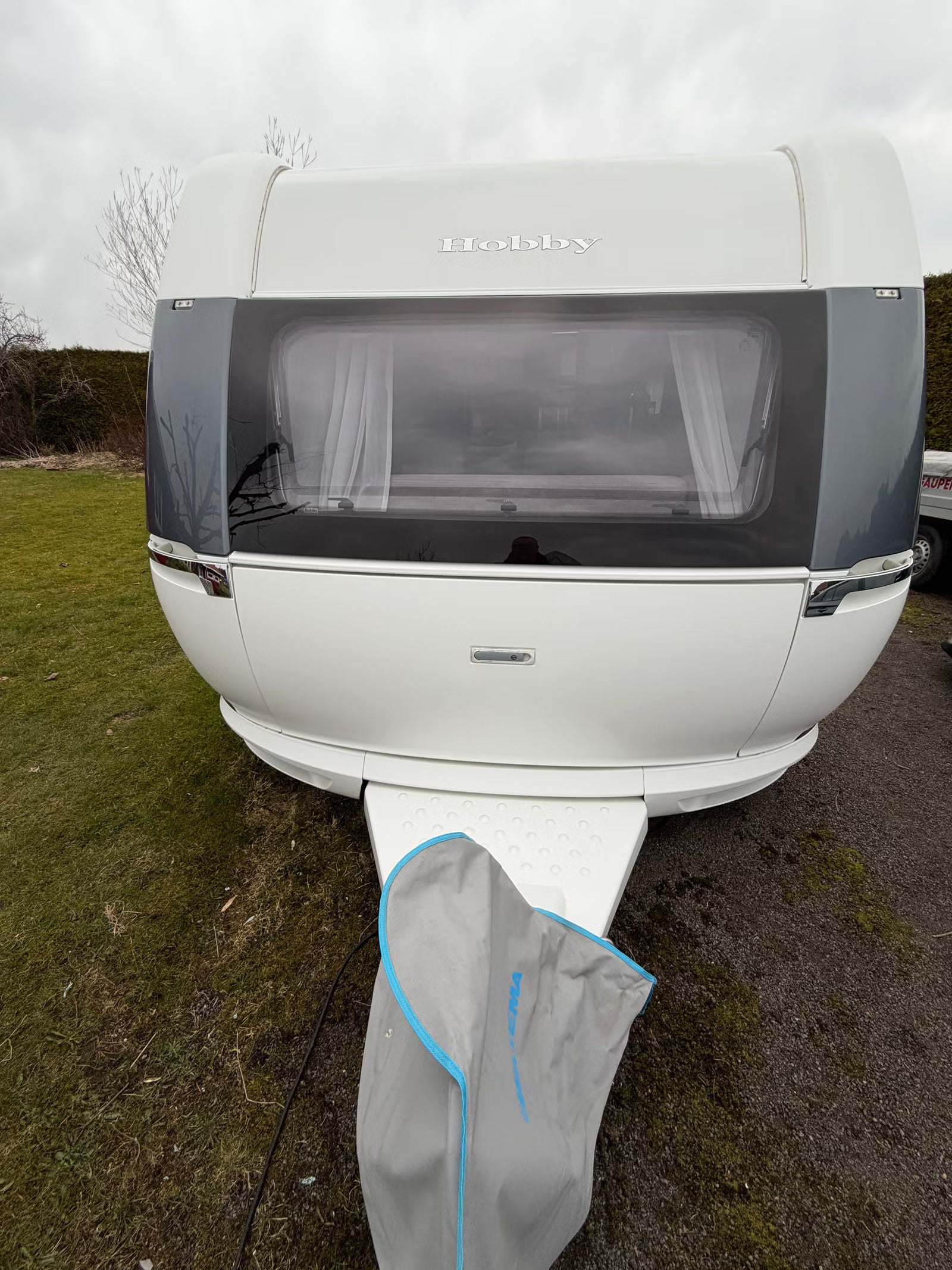 Hobby WFC 660 Prestige - 4 plazas para dormir - 2019
