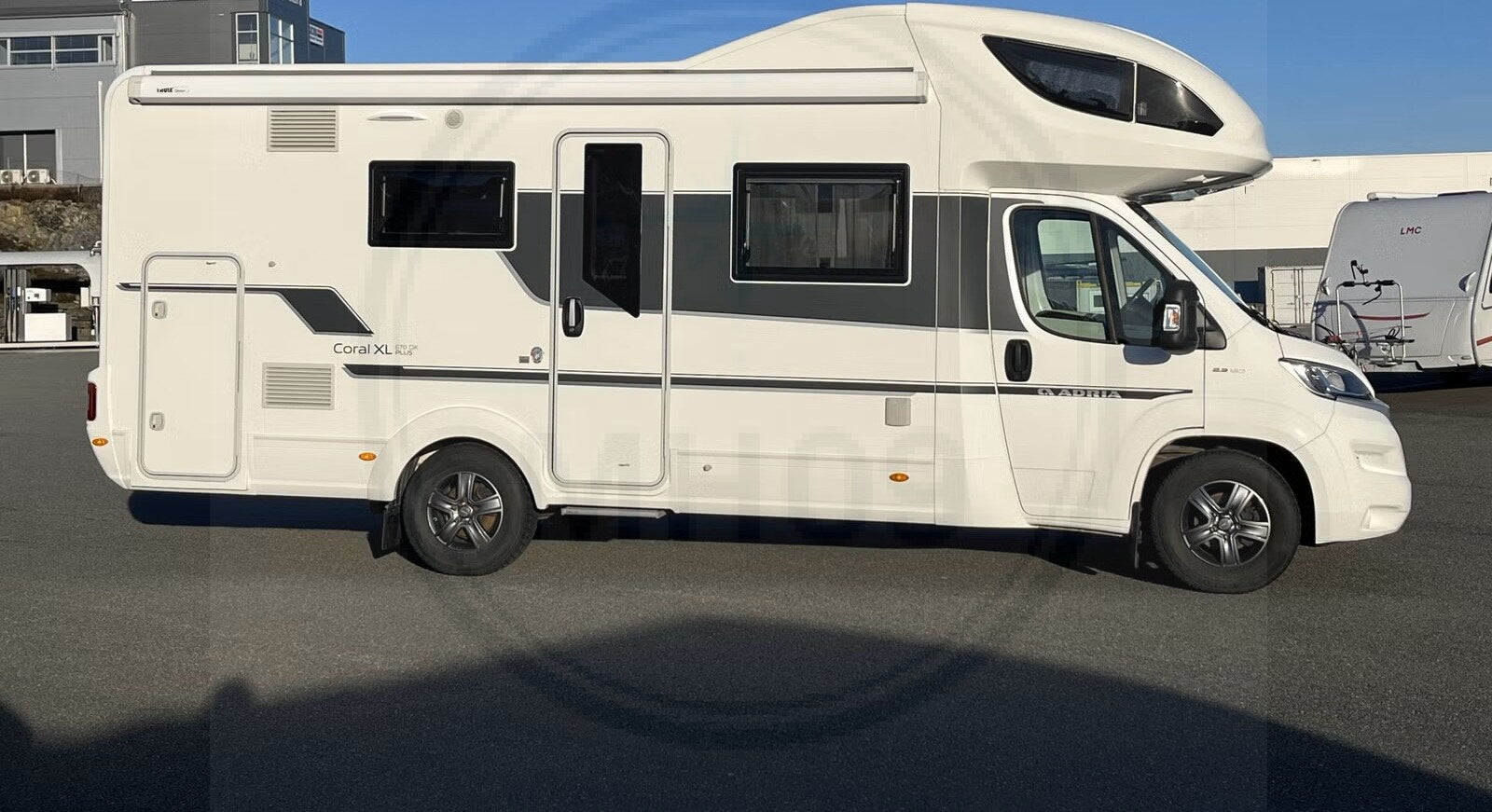 Adria Coral XL A 670 DK - 7 places - 2019