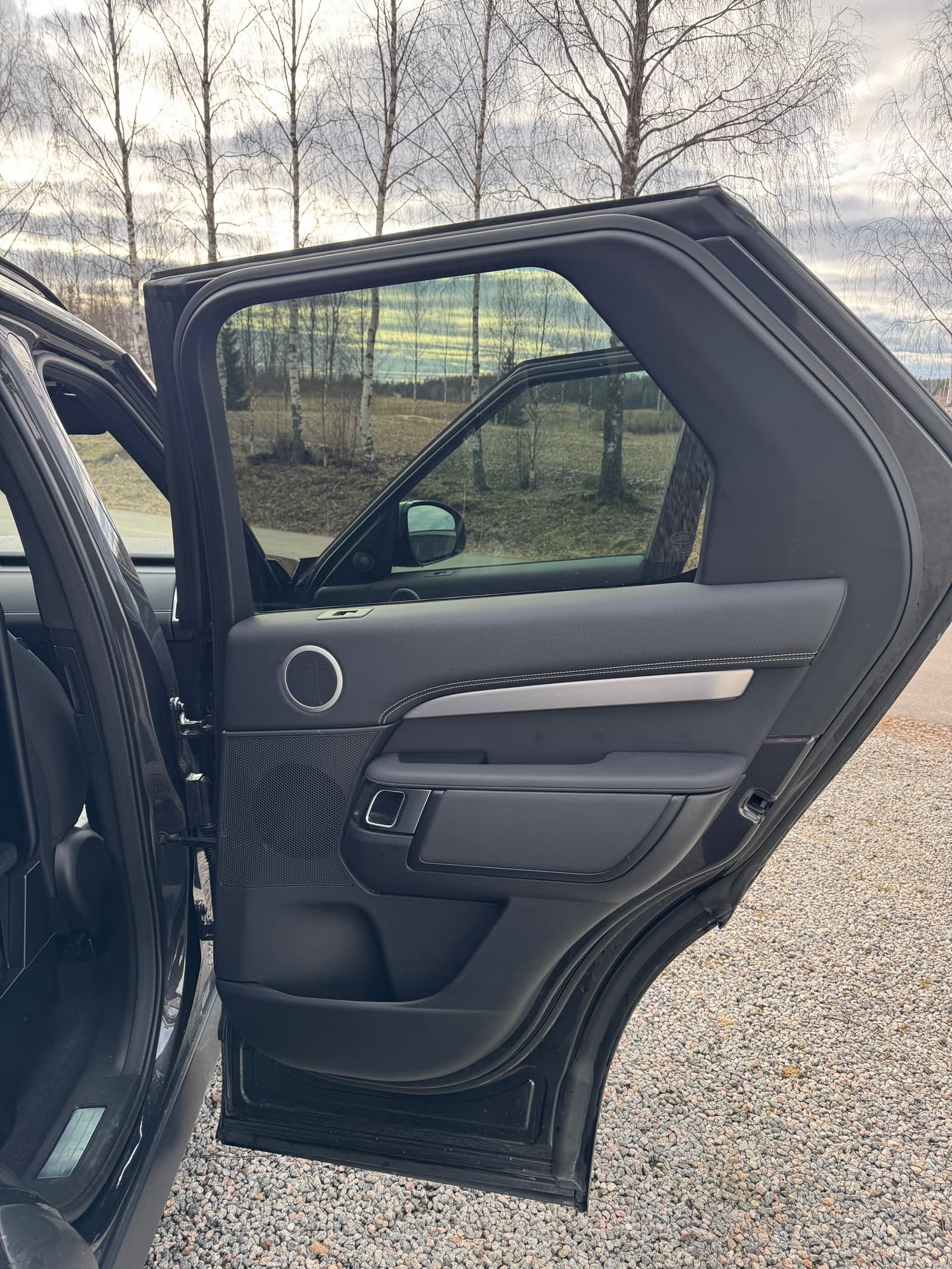 Land Rover Discovery Dynamic HSE 3.0D 300ch – 2024