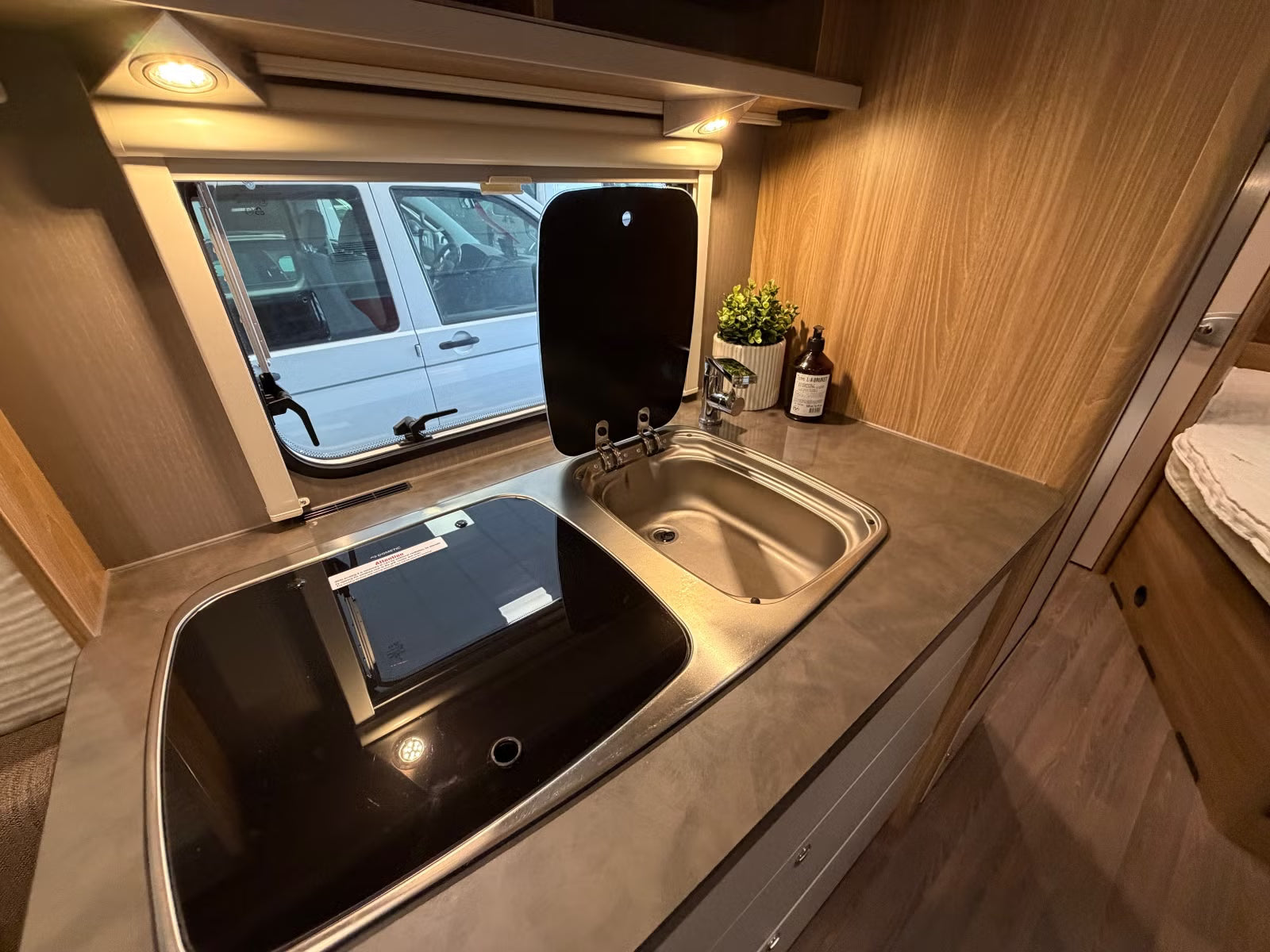 Bürstner Premio 460 TS - 4 couchages - 2017