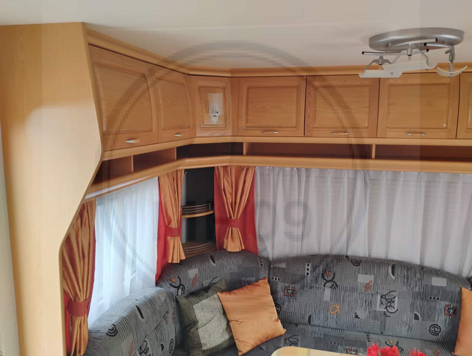 Hobby 560 avec auvent - 4 couchages - 2005