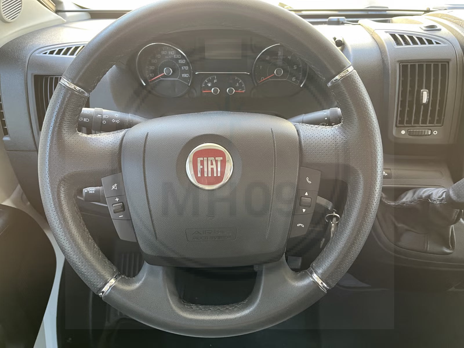 Adria Coral XL A 670 DK - 7 places - 2019