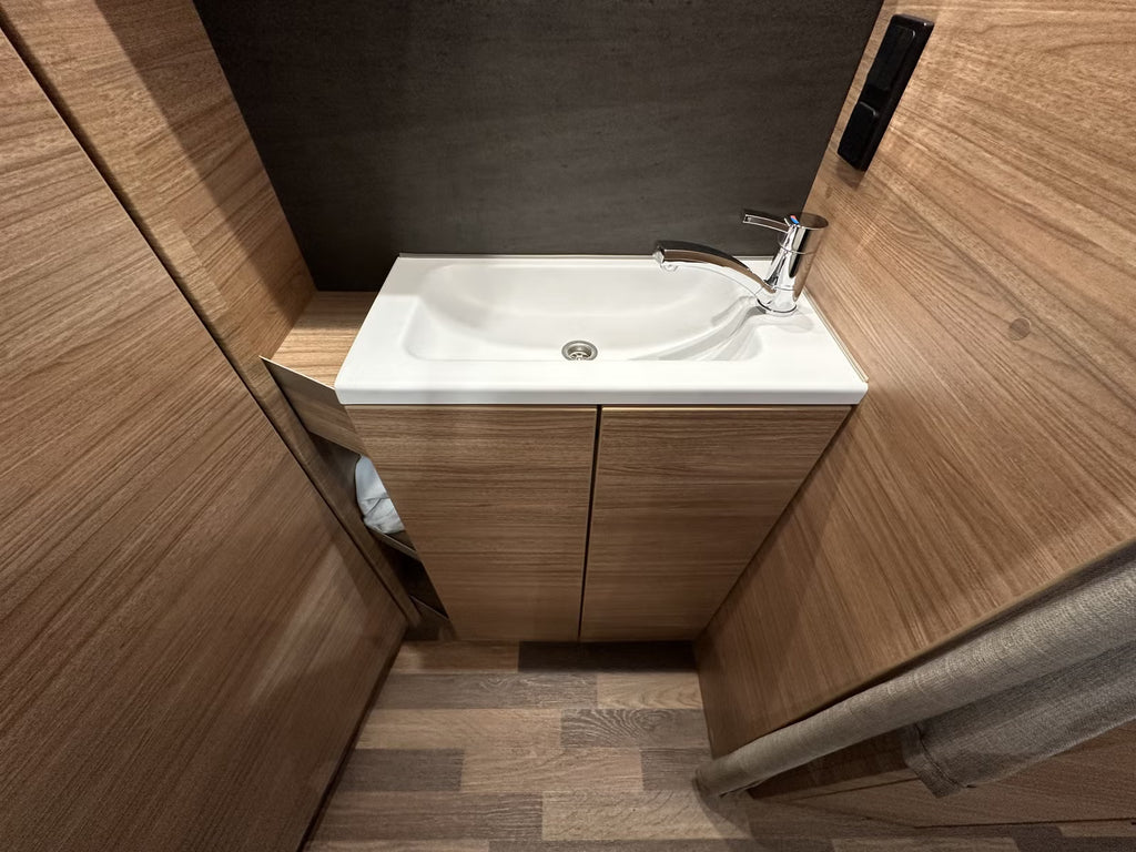 Weinsberg CaraOne 500 FDK - 7 plazas para dormir - 2022