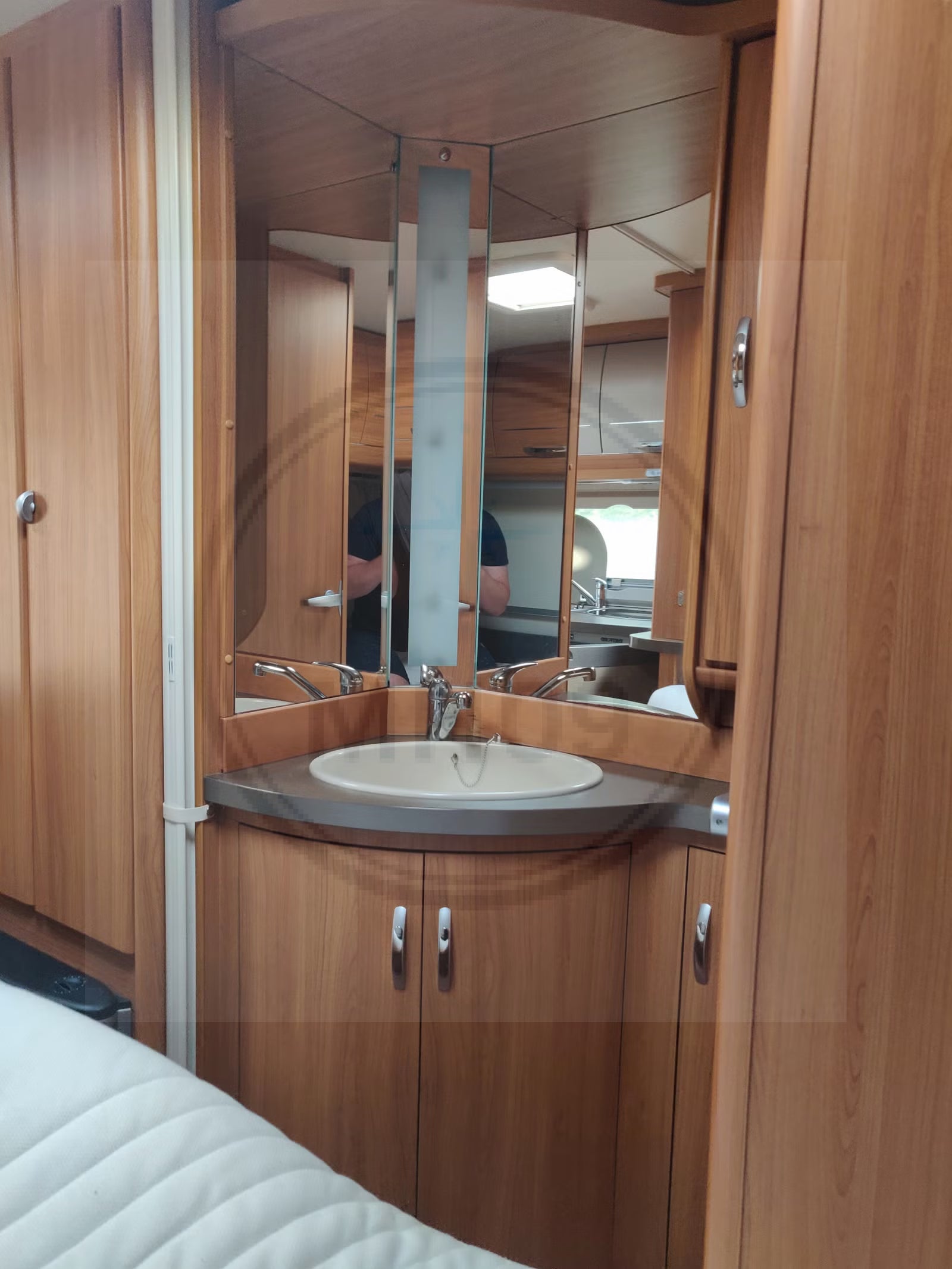Hobby 540 KMFE Deluxe - 7 couchages - 2009