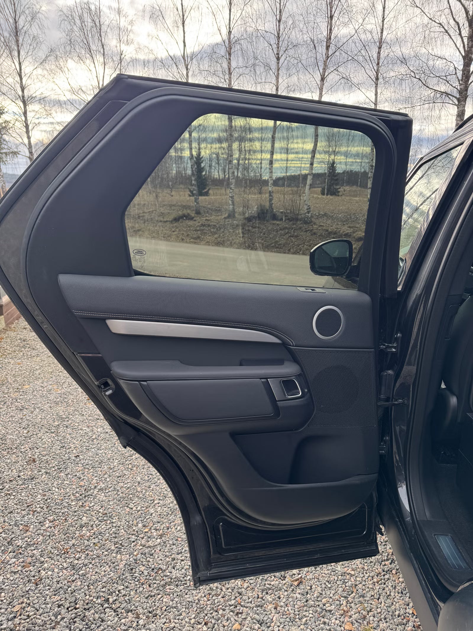 Land Rover Discovery Dynamic HSE 3.0D 300ch – 2024