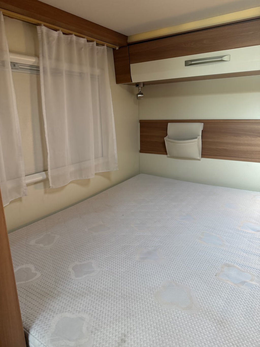Eura Mobil Activa One 690 HB – Camping-car familial 6 places – 2015