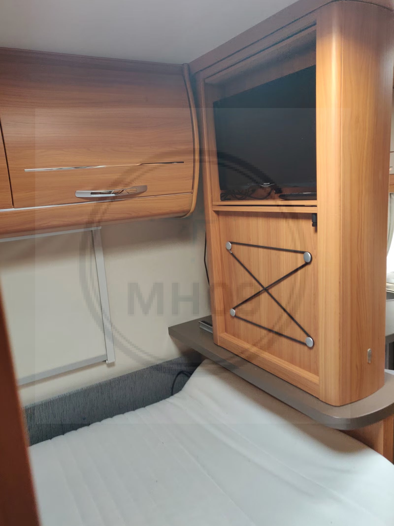 Hobby 540 KMFE Deluxe - 7 couchages - 2009