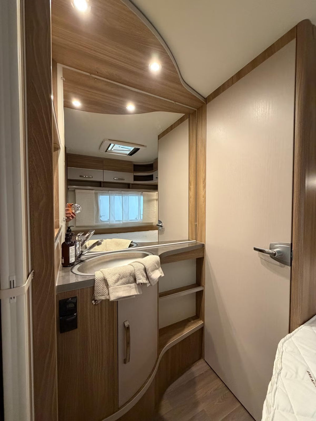 Bürstner Premio 460 TS - 4 couchages - 2017