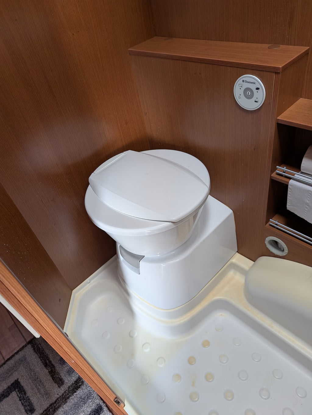 Knaus Südwind Exclusive W08 580 UL - 4 couchages - 2014
