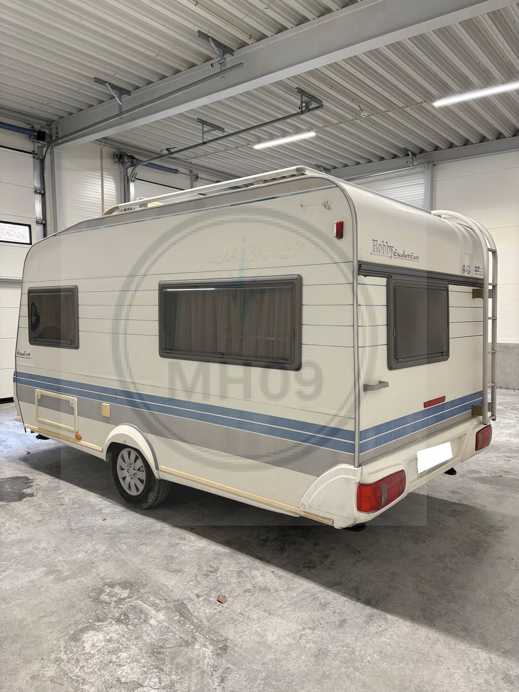 Hobby 400 SB - 4 couchages - 2000