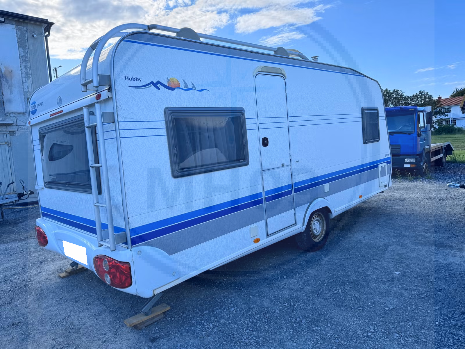 Hobby Prestige 495 UFE - 4 plazas - 2003