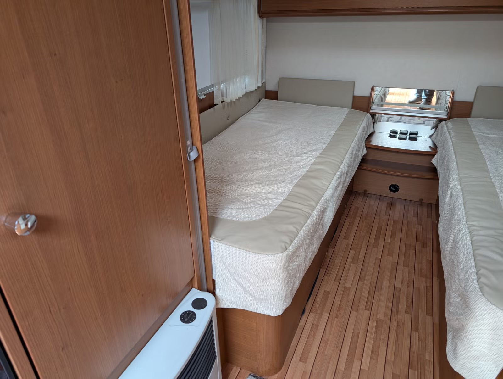 Knaus Südwind Exclusive W08 580 UL - 4 couchages - 2014