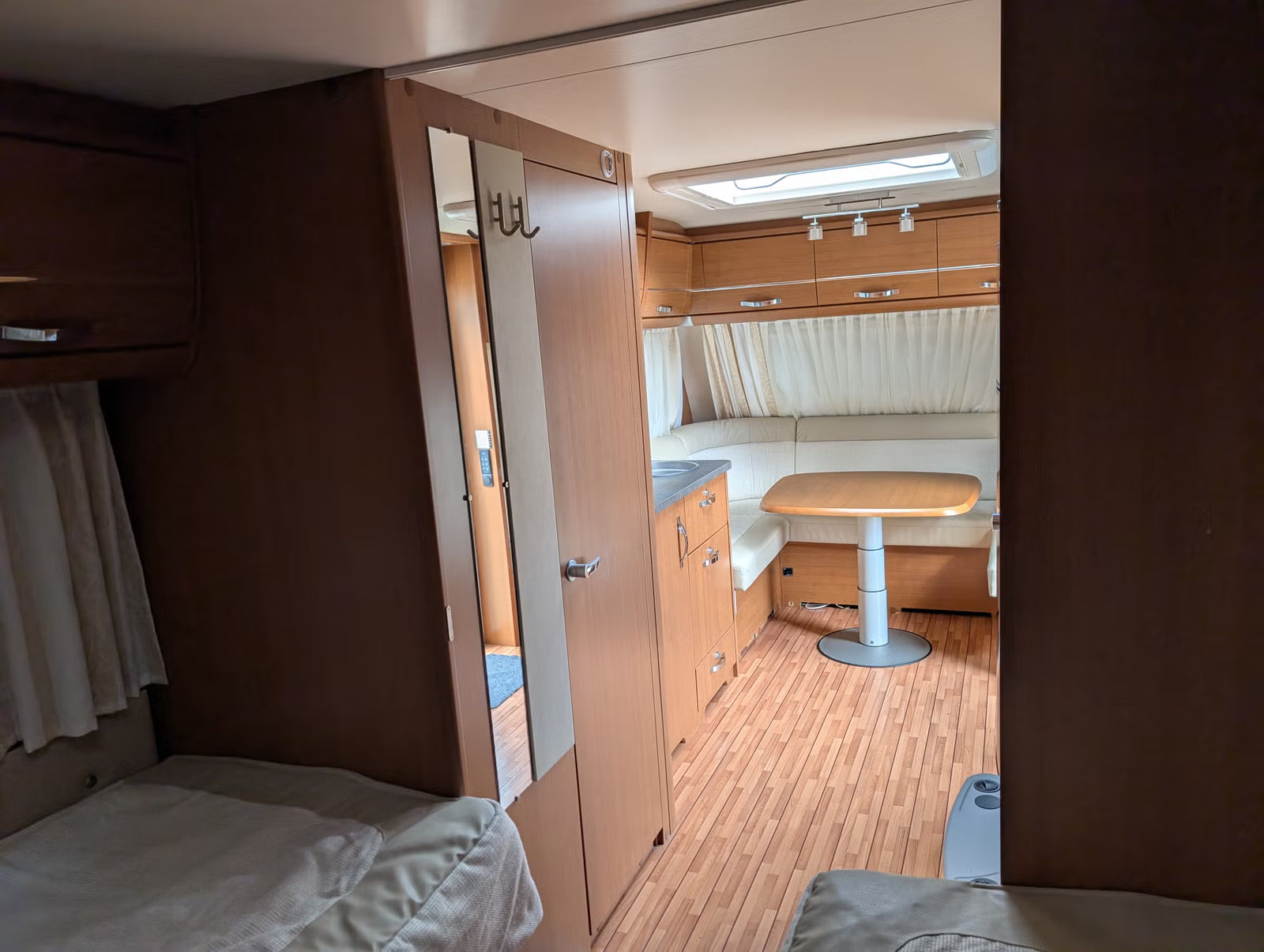 Knaus Südwind Exclusive W08 580 UL - 4 couchages - 2014