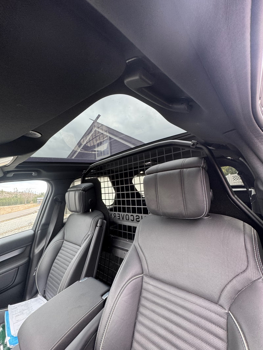 Land Rover Discovery Dynamic HSE 3.0D 300ch – 2024