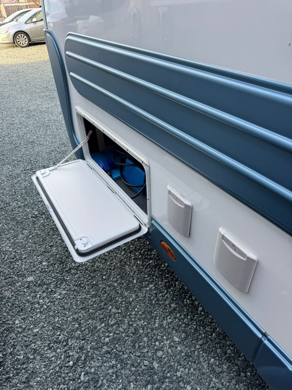 Adria Action 361 LH Scandinavian Edition - 3 plazas - 2019