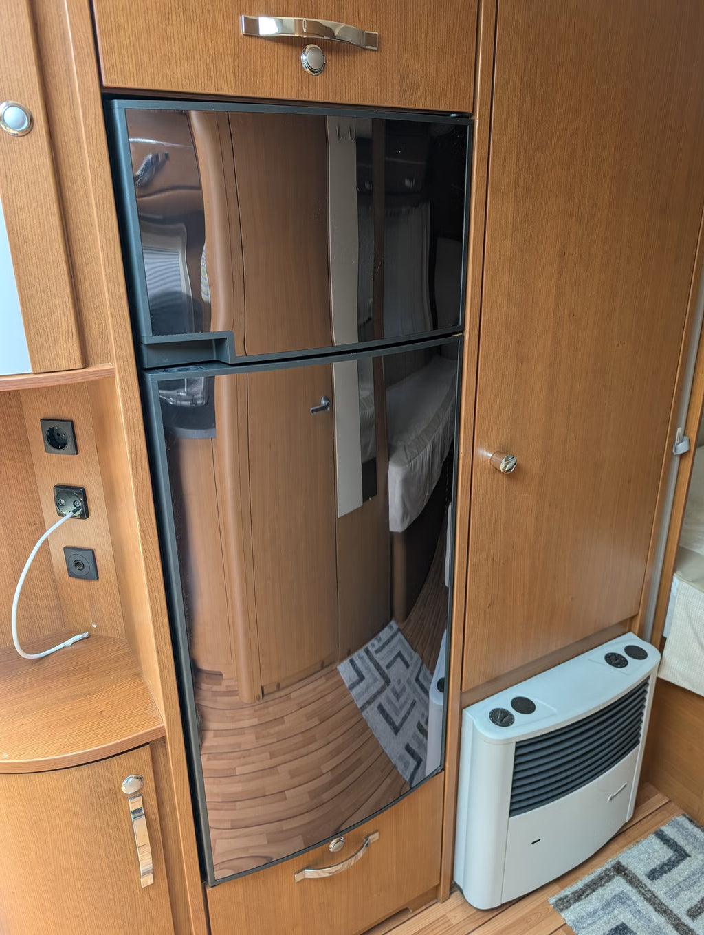 Knaus Südwind Exclusive W08 580 UL - 4 couchages - 2014