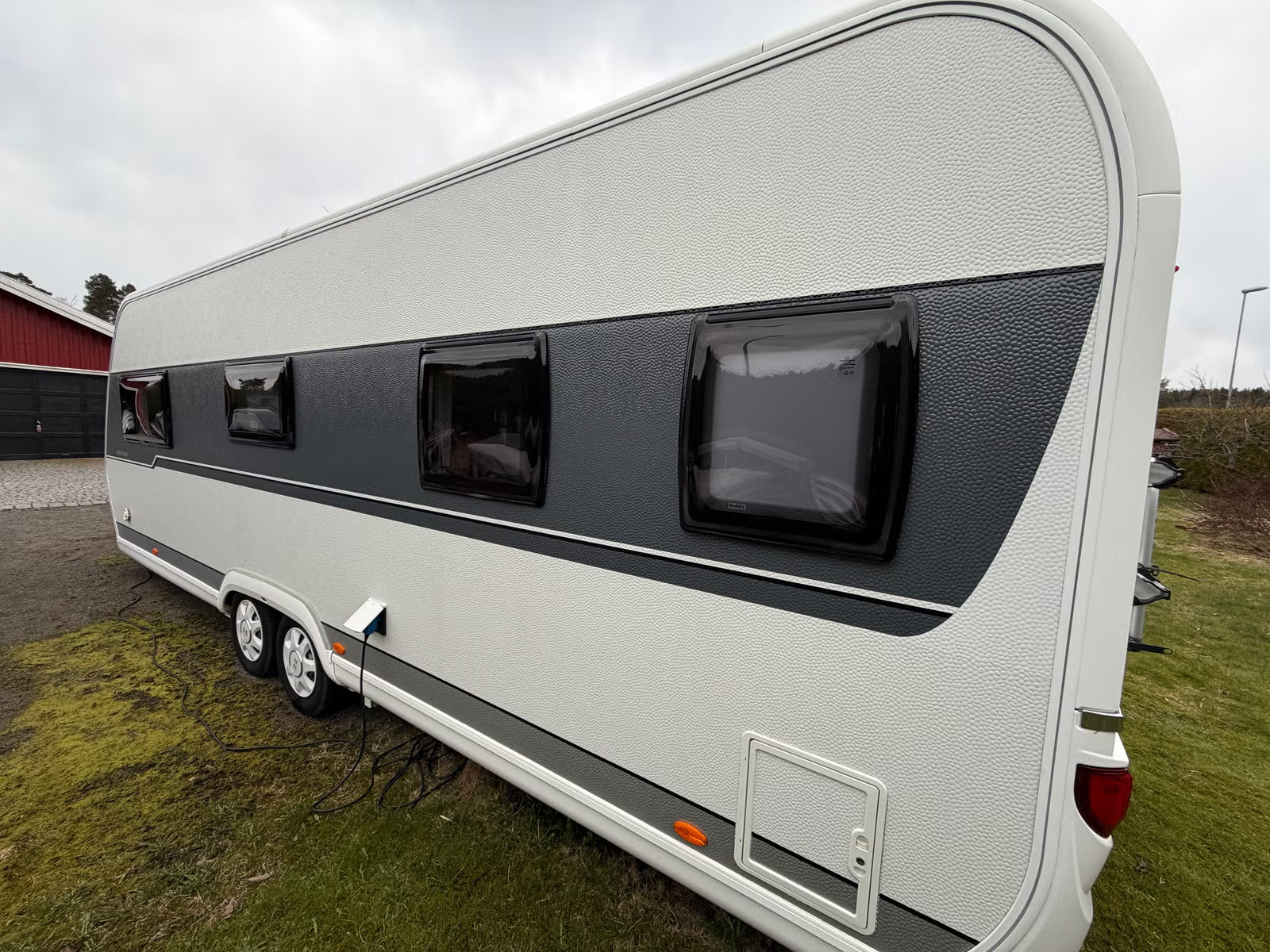 Hobby WFC 660 Prestige - 4 plazas para dormir - 2019