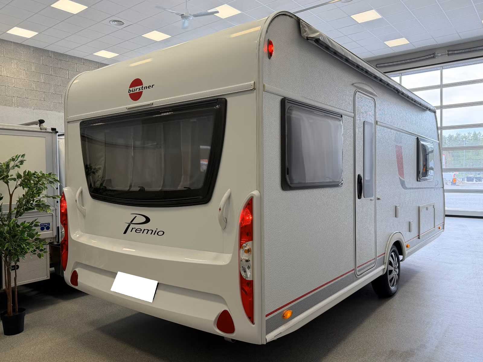 Bürstner Premio 460 TS - 4 couchages - 2017
