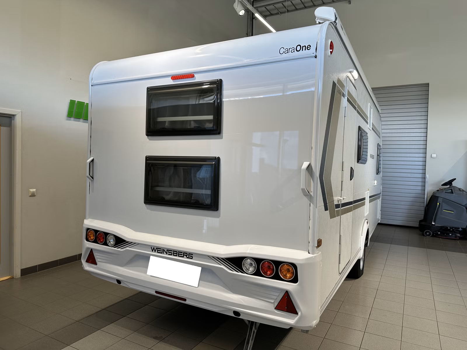Weinsberg CaraOne 500 FDK - 7 plazas para dormir - 2022