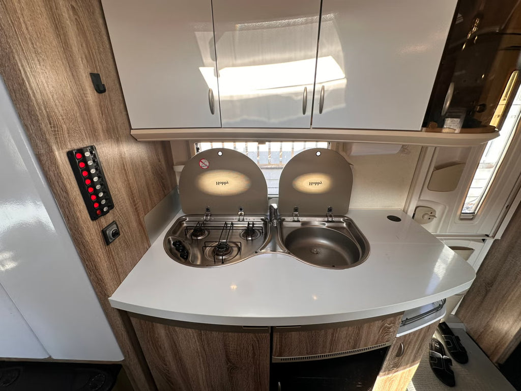 Hobby 560 KMFE - 7 couchages - 2008