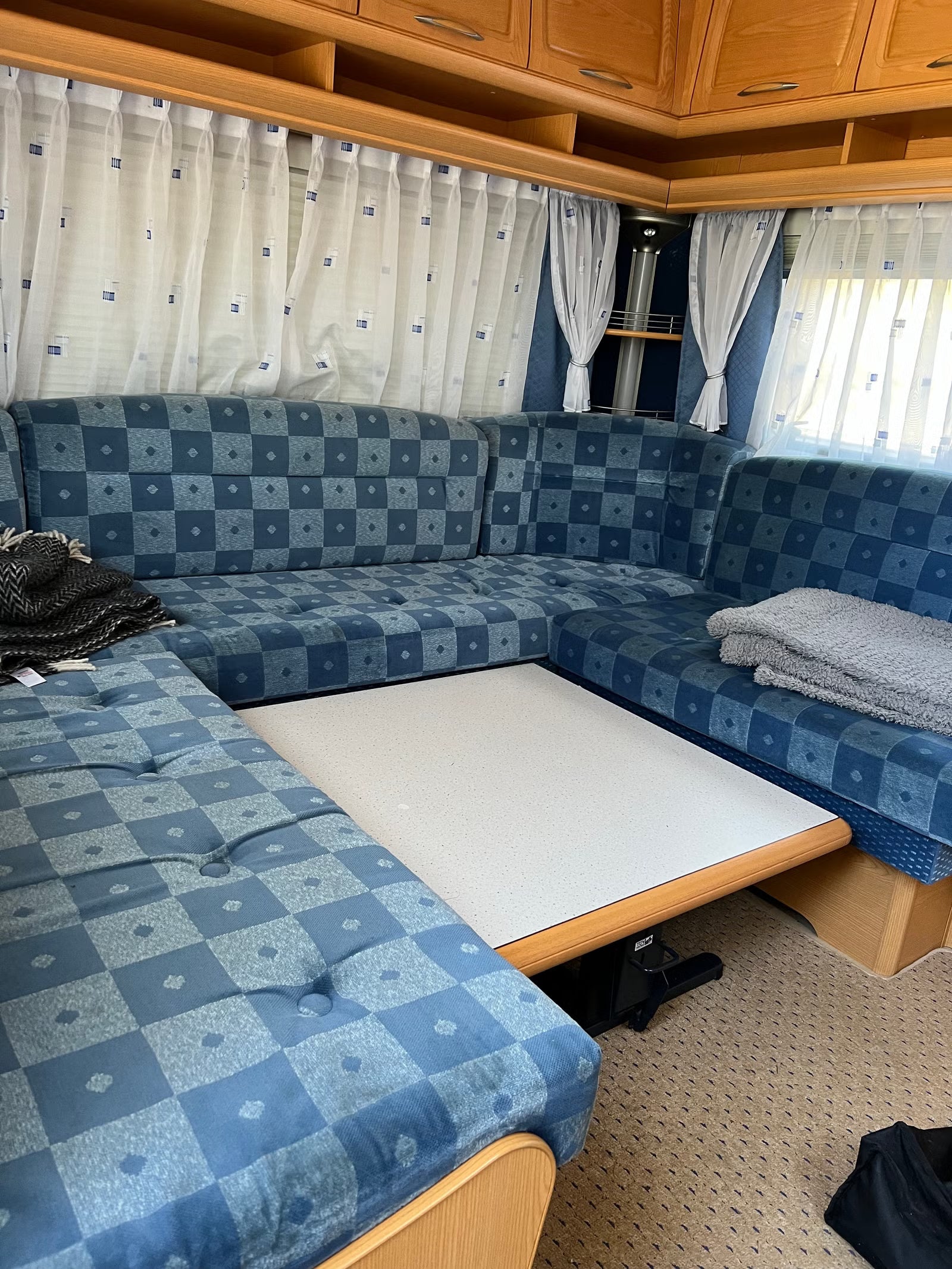 Hobby Prestige - 5 plazas para dormir - 2003
