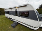 Hobby WFC 660 Prestige - 4 plazas para dormir - 2019