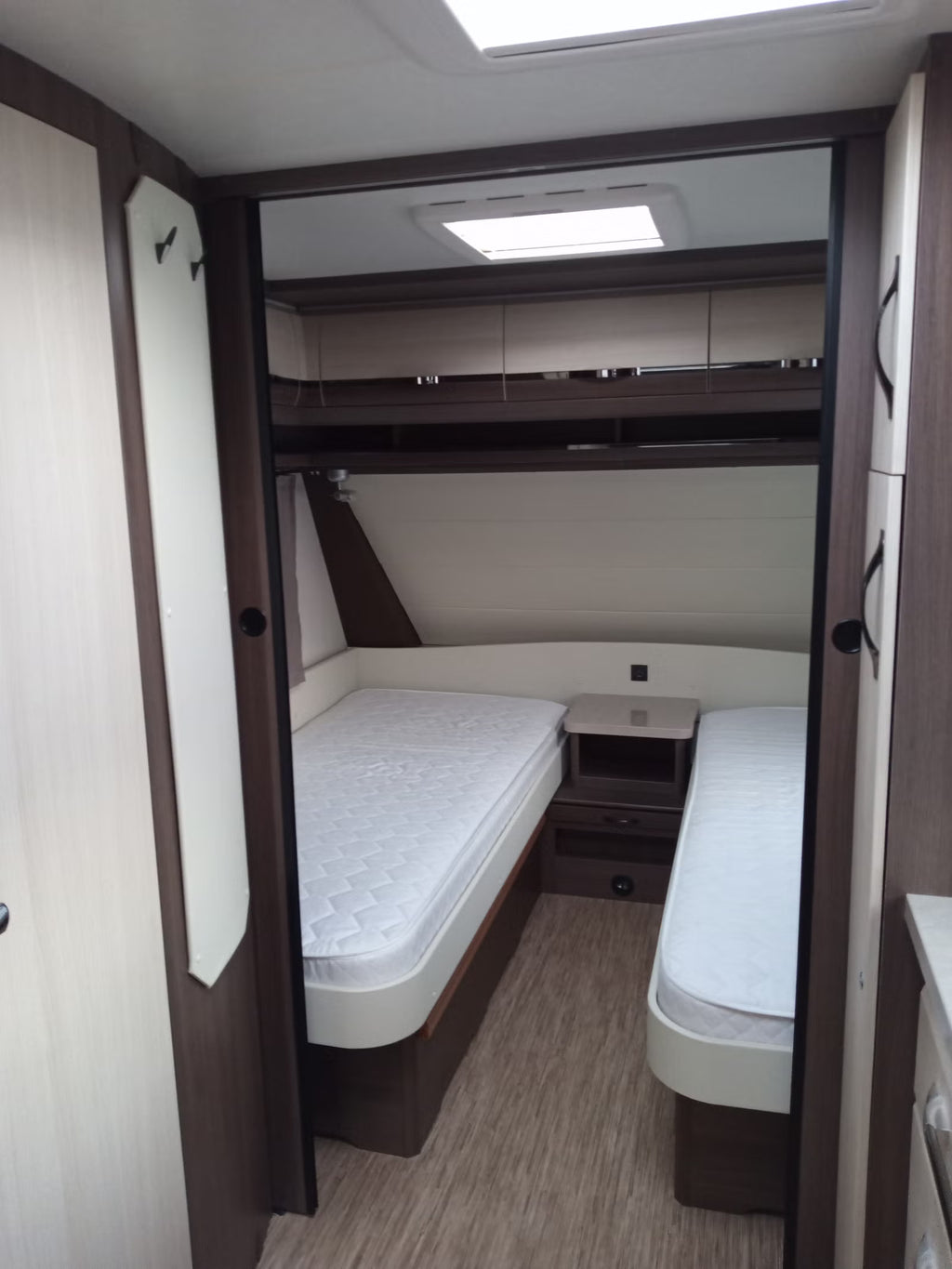 Hobby Prestige 610 – 4 Plazas – Año 2014