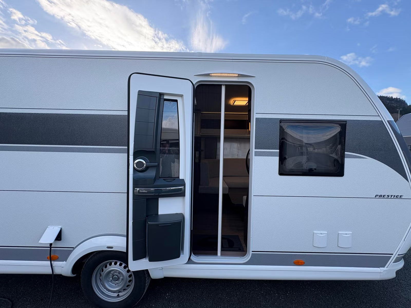 Hobby 560 FC Prestige - 4 couchages - 2026