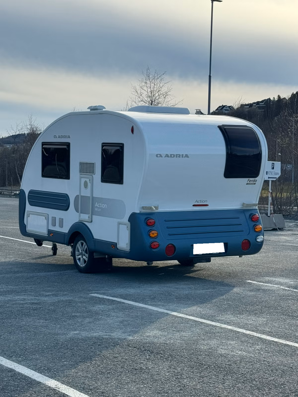 Adria Action 361 LH Scandinavian Edition - 3 plazas - 2019