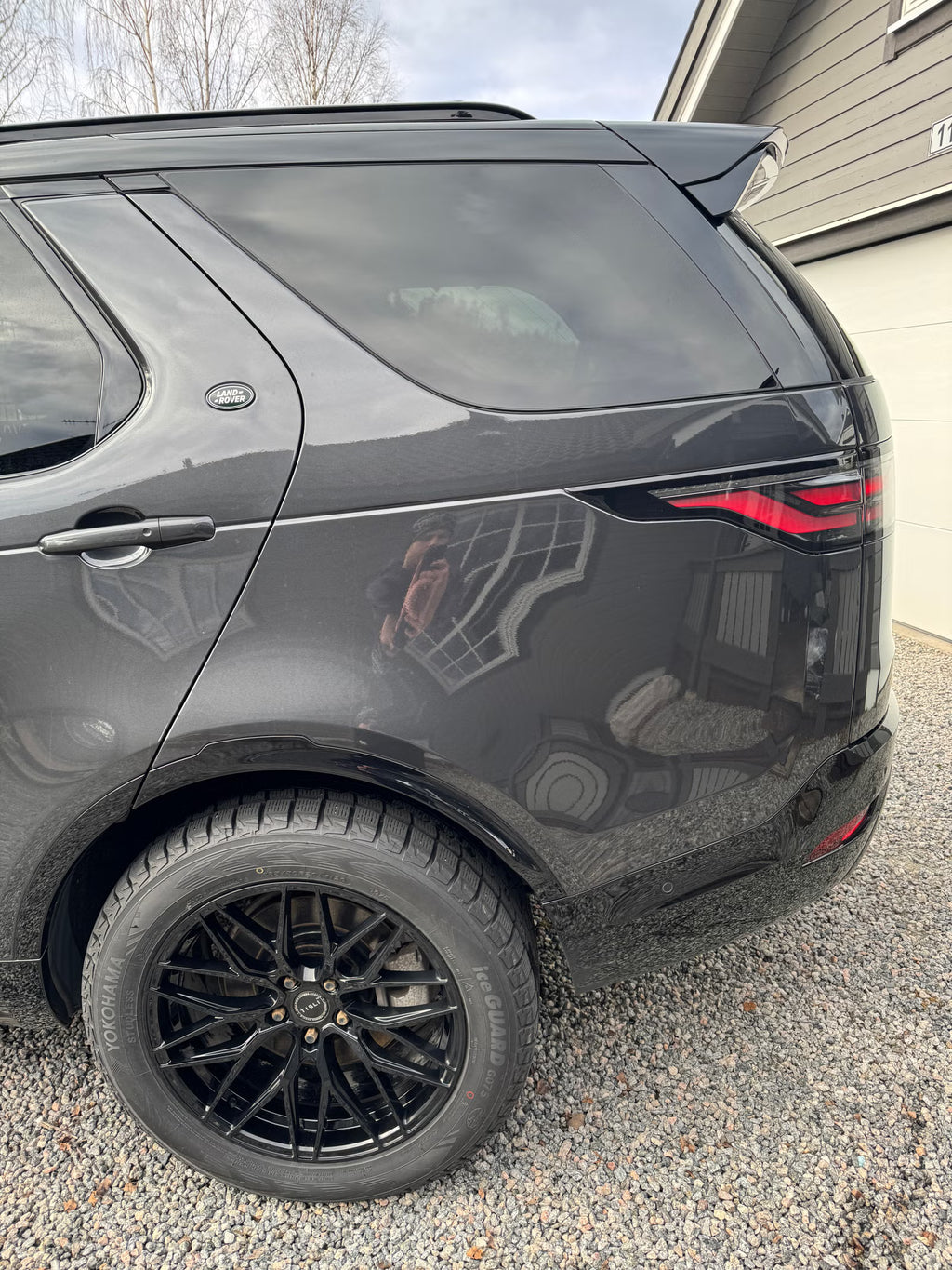 Land Rover Discovery Dynamic HSE 3.0D 300ch – 2024