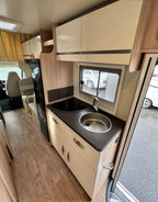 Camping-Car Capucine GIOTTILINE Siena 435 - 7 couchages / 7 places route