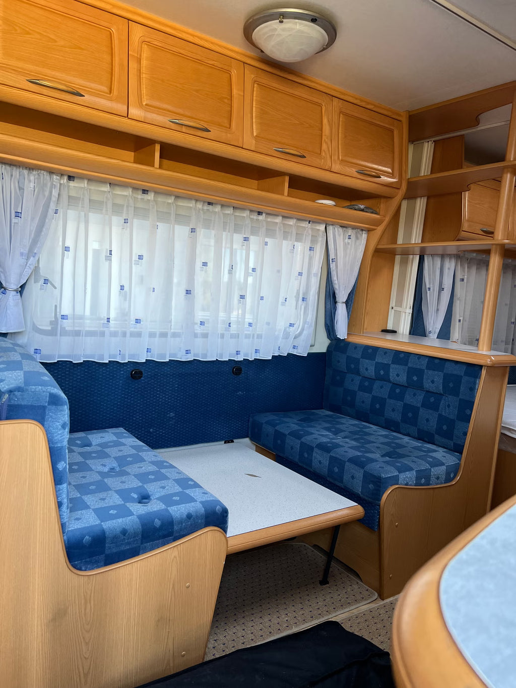 Hobby Prestige - 5 plazas para dormir - 2003